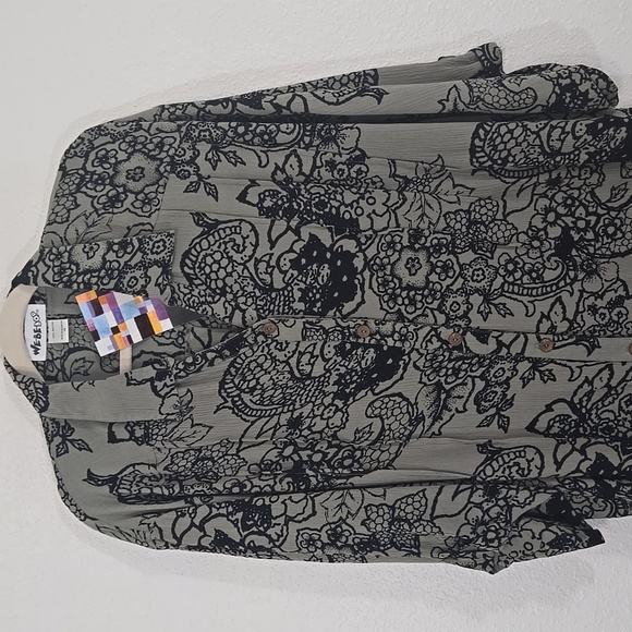 *NWT* We Be Bop Green-Gray/Black Tunic Top/Dress Floral Artsy Lagenlook, size 0X - Picture 2 of 12